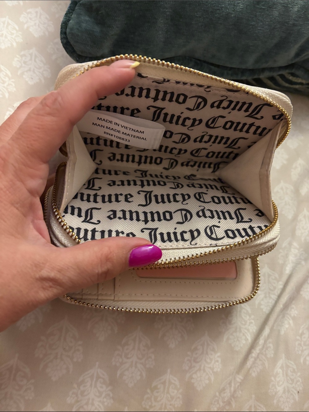 Juicy Couture Black Quilted Wallet with Cream Trim and Gold Embroidery - Picture 6 of 8